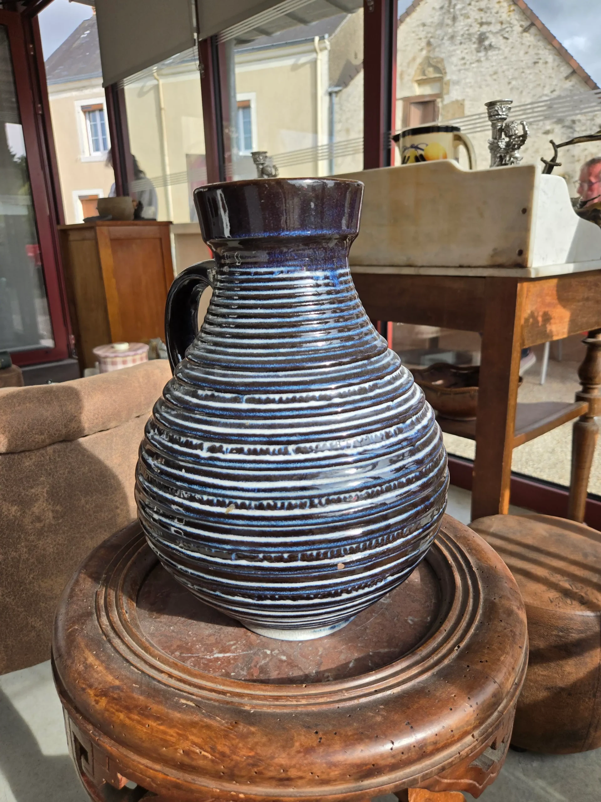 Vase en grès en vente à la brocante Les Puces de Vingt Chats